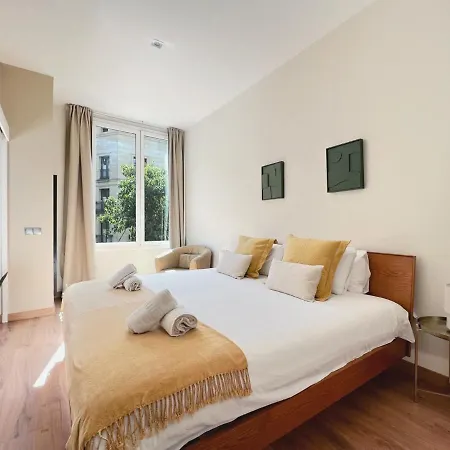 Stay U-Nique Apartments Fontanella Barcelona Buitenkant foto